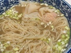 -万荟轩海鲜·粤式点心自助餐厅(蓝海风万怡酒店)