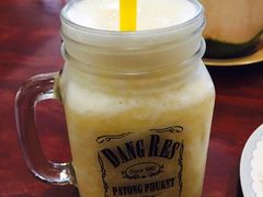 -Dang restaurant (patong phuket)