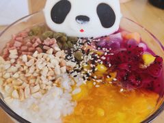 熊熊冰粉-炉小二铜锅牛蛙•川湘菜(三里屯店)