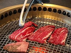 -铭牛烧肉·和牛海鲜自助(高新月牙湖店)