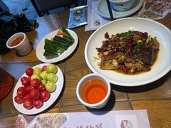 -黄泥岗·地道湖北菜(奥特莱斯店)