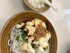 -彩云豆花米线(丰云·财富广场C座店)
