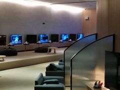 -涨巢·潮玩水疗局