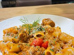 -LESCEDARS Brasserie Bistro香柏树