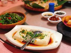 雪菜蒸豆腐-园林美食城·本土农家菜(杨和镇店)