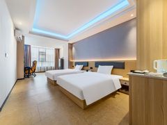 -网鱼电竞酒店(广州会展中心广州塔店)