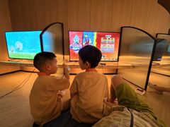 -涨巢·潮玩水疗局