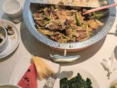 -小鱼小牛·鱼牛干锅·脆鱼火锅(世欧广场店)