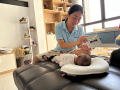 -鲸鱼妈妈月嫂/育婴师定制