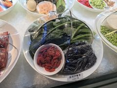 菠菜炒海带-海味世家·家常菜馆(明州里店)