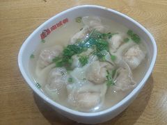 -南城香·饭香串香馄饨香(青年路店)
