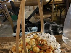 -胡桃里音乐酒馆(环亚凯瑟琳广场店)