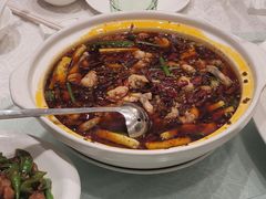 香辣馋嘴牛蛙-亢龙太子酒轩(东湖店)