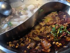 -大众跷脚牛肉馆·非遗传承单位(峨眉山店)