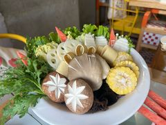 -花田煮鲜牛肉火锅(钟楼众汇店)