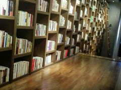 -那美(华莱坞店)