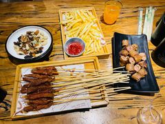 -汉森熊啤酒屋(雨耕山店)