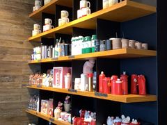 零售区-星巴克(洛阳中州路王府井店)