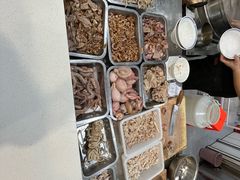 -岳记羊肠馆(陵园小区店)