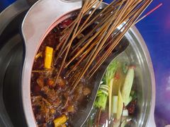 -牛华周记麻辣烫起源店