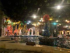 -泉城欧乐堡戏水湾艺术养生温泉