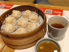 -馋三尺蟹粉小笼(人民广场店)