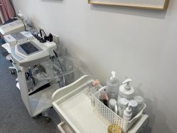 -YooMee优美智能科技美肤机构