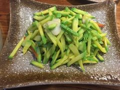 -滇香肴·云南菜蒸汽石锅鱼(云南北路店)