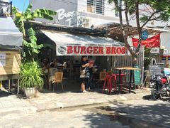 -BURGER BRO'S