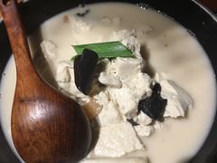 土家手掰柴火豆腐-吃饭皇帝大(合生汇店)