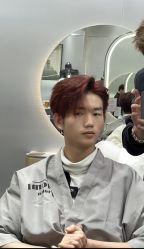 -Tloml salon