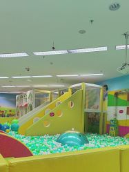 -孩子王游乐场(万达广场店)