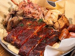 烧烤拼盘-BOURBON 玻本美式餐厅酒吧(虹桥新天地店)