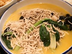 蟹粉虾仁煮干丝-东园小馆(苏州中心店)
