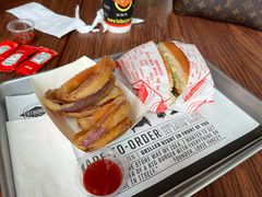 一重奏汉堡-FATBURGER 特富客汉堡(外交公寓店)