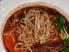 -贯一台湾牛肉面(八一七中路店)