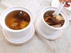 羊肚菌鸡汤-轩记海鲜餐厅·四十五年老字号·经典粤菜(西区彩虹店)