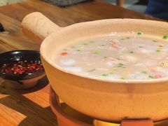 砂锅老妈蹄花汤-破三川·新川菜(静安大融城店)