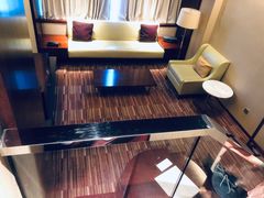 -上海龙之梦万丽酒店