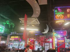 -路边边.炒菜烧烤.音乐餐厅(良乡长虹店)