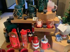 零售区-星巴克(北京中关村南大街店)