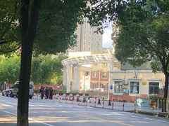 -莘城学校羽毛球馆