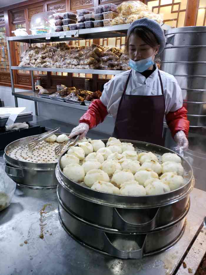 洪记小吃店(牛街店)-"洪记个人感觉一般般 每天早晨上班几乎都会.