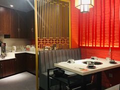 卡座-京韵胡同·酱香羊蝎子火锅涮肉(长寿路店)
