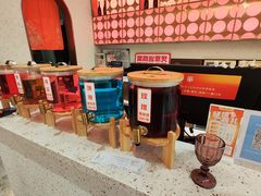 -小董哥烤串·爆汁大油边(故宫店)