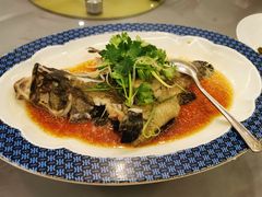-荣誉海鲜酒楼(海湾店)