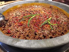 -憨石匠鲜菜土火锅(昆都店)