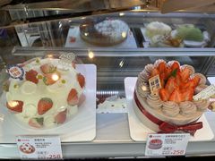 -花花卷卷·鲜食蛋糕(静安久光百货店)