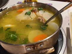 -黑青稞庄园·新式藏餐·牦牛肉汤锅(新都桥店)