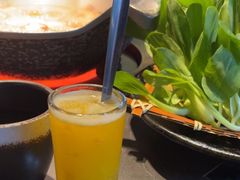 -湊湊火锅·茶憩(杭州湖滨银泰in77店)